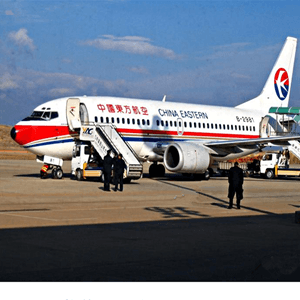贵阳龙洞堡机场快运航空快运业稳步发展的原因是什么？